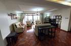 3 Bed Apartment with En Suite at Riverside Drive - 11