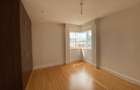 2 Bed Apartment with En Suite in Westlands Area - 9