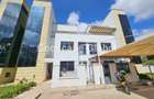 5 Bed Townhouse with En Suite in Lavington - 6
