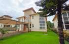5 Bed Townhouse with En Suite at Runda - 2