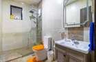 3 Bed Apartment with En Suite in Kilimani - 11
