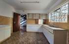 4 Bed House with En Suite in Lavington - 11