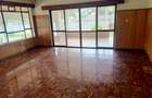 5 Bed House with En Suite at Nyari - 5