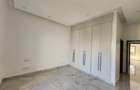 Serviced 3 Bed Apartment with En Suite at Green Wood - 7