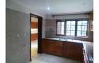 4 Bed Townhouse with En Suite in Westlands Area - 16