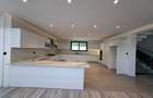 5 Bed Townhouse with En Suite in Lavington - 1