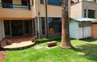 5 Bed Townhouse with En Suite at Lavington - 15