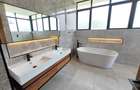 6 Bed House with En Suite in Nyari - 15