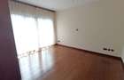 5 Bed Townhouse with En Suite in Lavington - 11