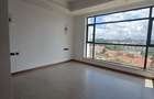 3 Bed Apartment with En Suite in Riverside - 10