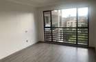 3 Bed Apartment with En Suite in Riverside - 11