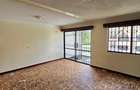 4 Bed Townhouse with En Suite in Lavington - 9