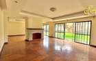 5 Bed Villa with En Suite in Lavington - 1