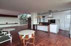 4 Bed Apartment with En Suite in Parklands - 7