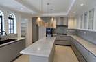 5 Bed Townhouse with En Suite in Kyuna - 16
