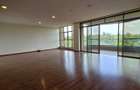 3 Bed Apartment with En Suite in Parklands - 13