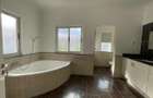 Serviced 3 Bed Apartment with En Suite in Nyali Area - 8