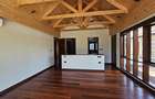 5 Bed House with En Suite in Runda - 4