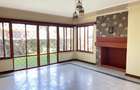 5 Bed Townhouse with En Suite in Spring Valley - 17