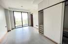 4 Bed Apartment with En Suite in Spring Valley - 10