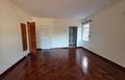 4 Bed House with En Suite in Runda - 7