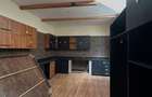 7 Bed House with En Suite in Ridgeways - 9