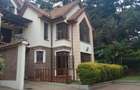 5 Bed Townhouse with En Suite at Lavington - 6