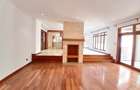 5 Bed Townhouse with En Suite at Lavington - 9
