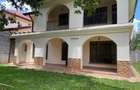 4 Bed Townhouse with En Suite in Lavington - 17
