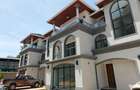 5 Bed Townhouse with En Suite in Lavington - 1