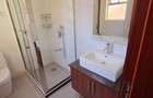 5 Bed Townhouse with En Suite at Off Convent Drive - 14
