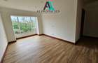 3 Bed Apartment with En Suite in Parklands - 7