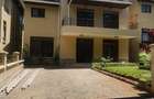 5 Bed Townhouse with En Suite in Lavington - 17