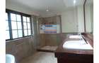 5 Bed Townhouse with En Suite in General Mathenge - 14