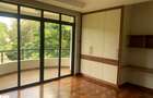 Serviced 4 Bed Apartment with En Suite at Riverside Drive - 9