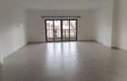 3 Bed Apartment with En Suite at 2Nd Avenue - 16