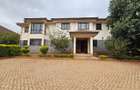 5 Bed House with En Suite in Runda - 1