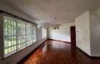 4 Bed House with En Suite in Gigiri - 18