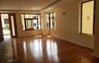 5 Bed Apartment with En Suite in Lavington - 9