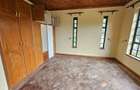 5 Bed House with En Suite in Runda - 4