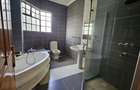 4 Bed Townhouse with En Suite in Kiambu Road - 12
