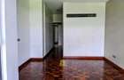 3 Bed Apartment with En Suite in Westlands Area - 6