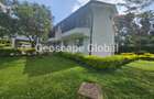 4 Bed House with En Suite in Nyari - 6