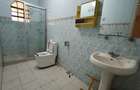 4 Bed House with En Suite in Ridgeways - 7