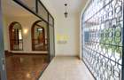 5 Bed Villa in Rhapta Road - 5