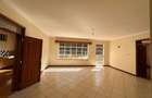5 Bed House with En Suite in Nyari - 8