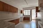 4 Bed Apartment with En Suite at Rhapta Road - 12