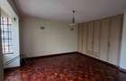 5 Bed Townhouse with En Suite in Kileleshwa - 10