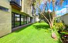 5 Bed Townhouse with En Suite in Kyuna - 1