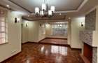 5 Bed Townhouse with En Suite in Lavington - 4